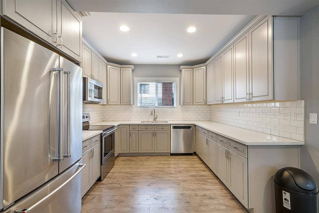 1 BR in Portland