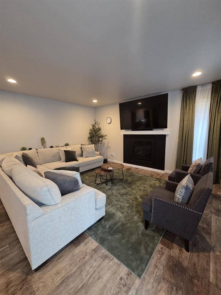 Two rooms available