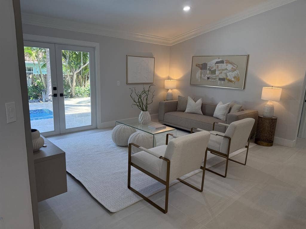East Boca house furnished room