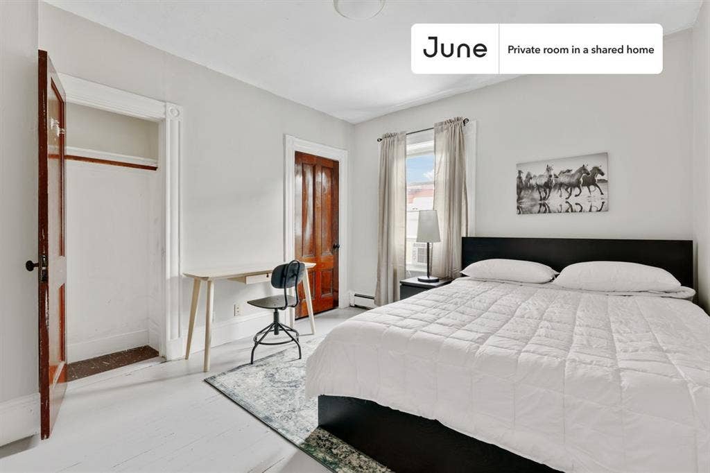 4 BR in Boston