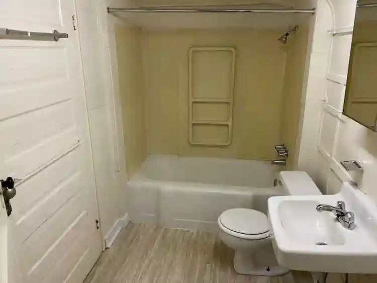 Roomate Needed - 24F DepositCovered