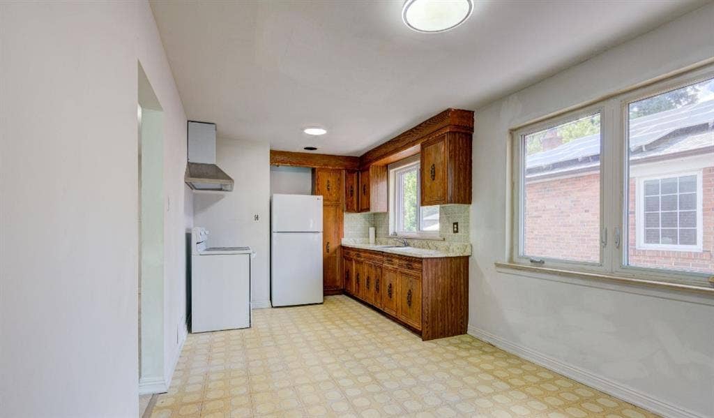 4 bedrooms house