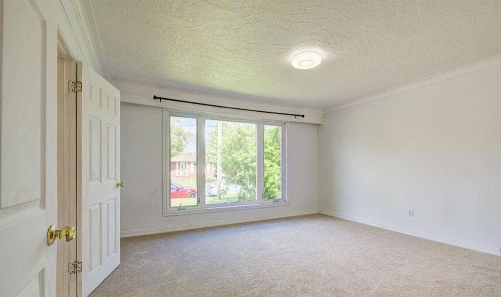4 bedrooms house