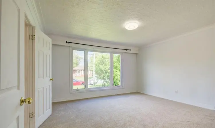 4 bedrooms house