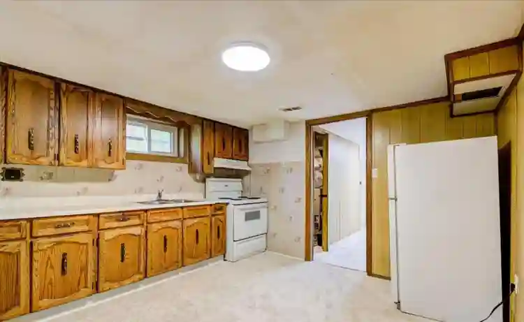 4 bedrooms house
