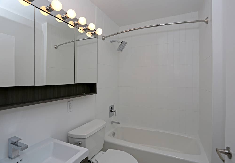 Renovated Room in Midtown Manhattan