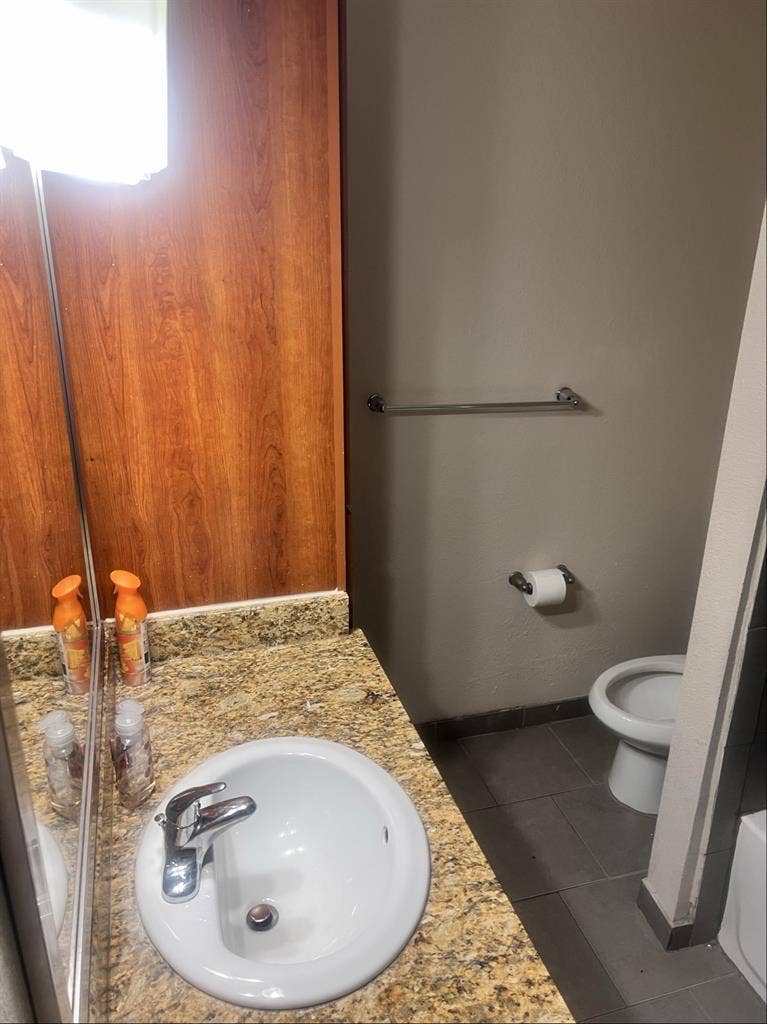 ***Room for Rent***