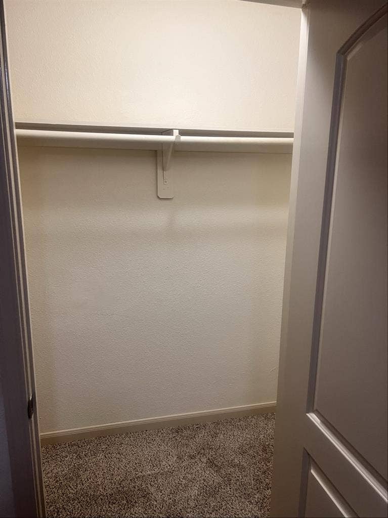 ***Room for Rent***