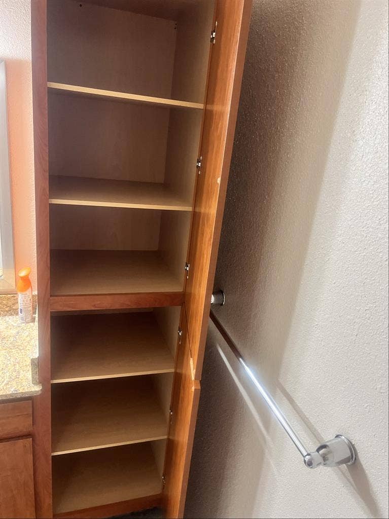 ***Room for Rent***