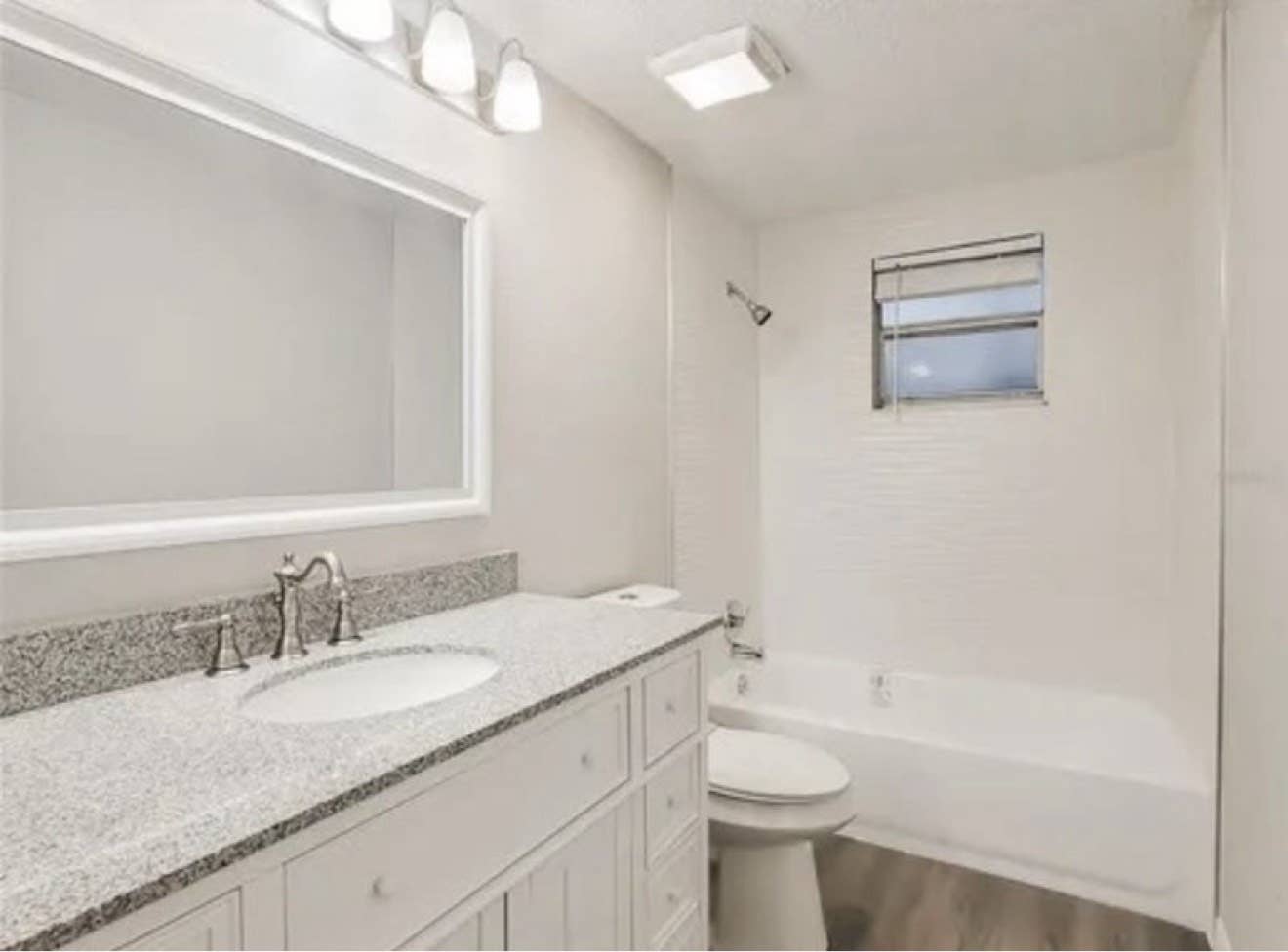 ROOM FOR RENT – CLEARWATER, FL