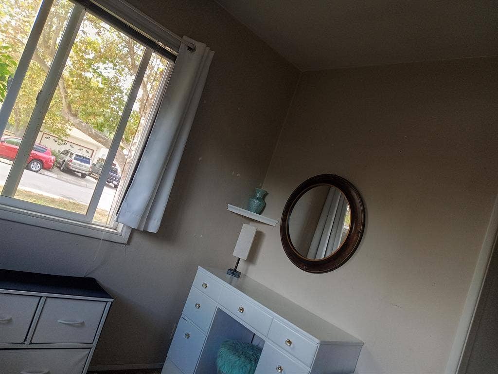 Room for rent in a three bdrm house