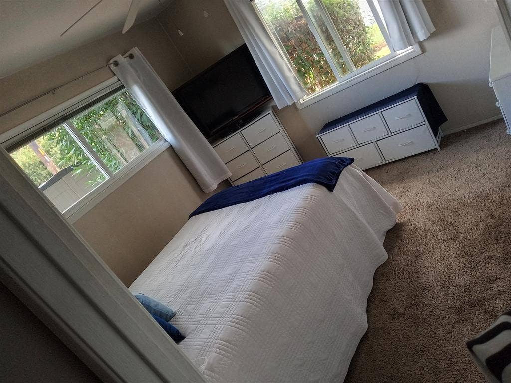 Room for rent in a three bdrm house