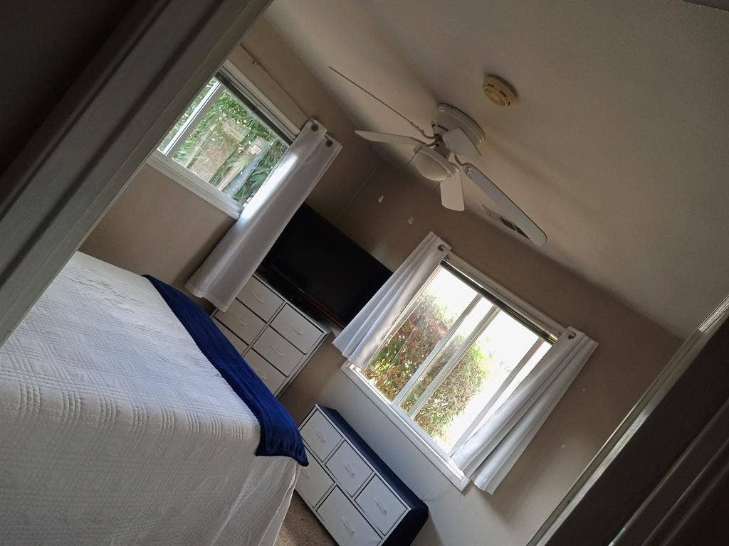 Room for rent in a three bdrm house