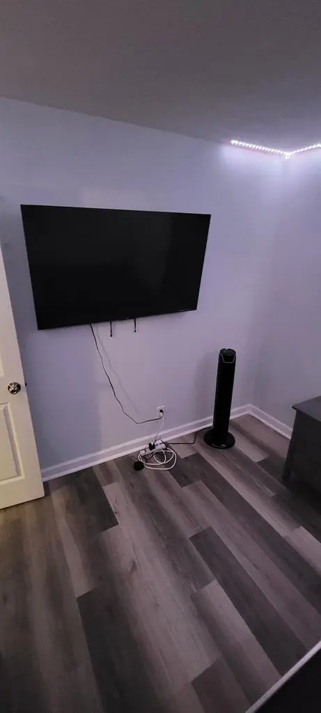 Apartment Near Bruce Park