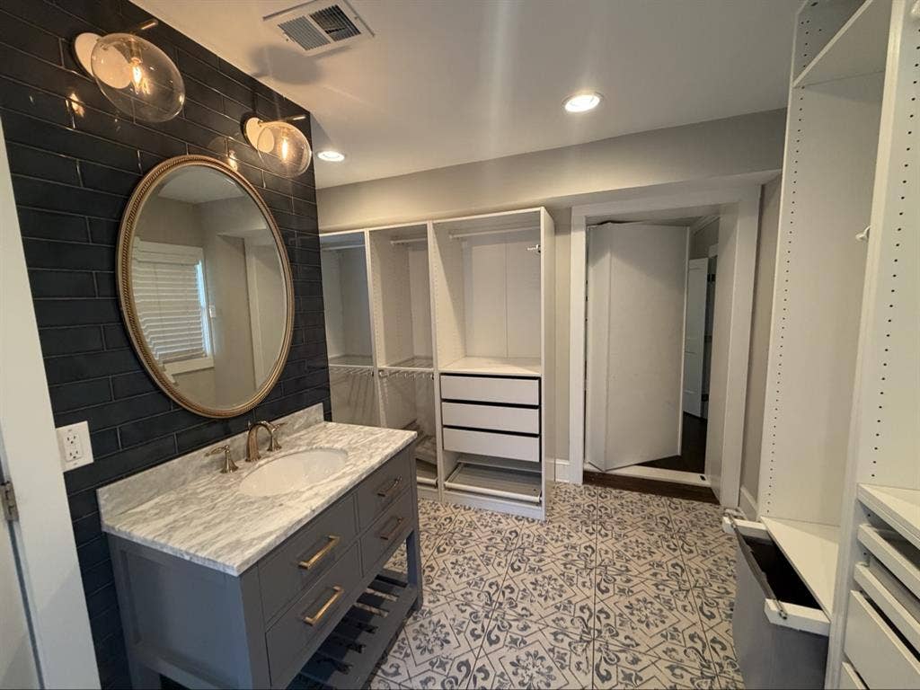 Private Room in College Park