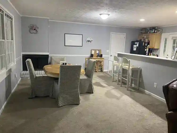 Large Master Suite + Utilities!