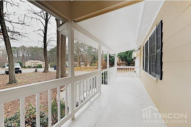 Large Master Suite + Utilities!
