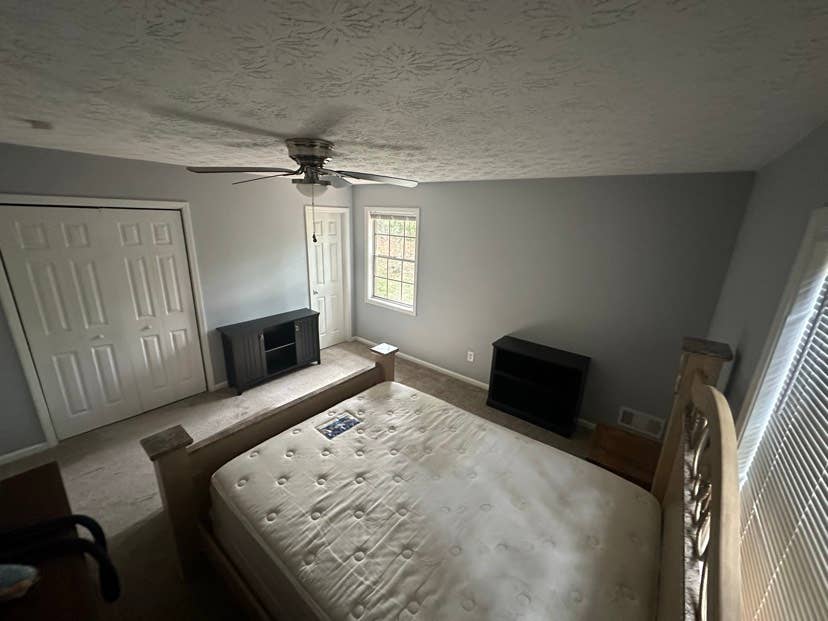 Large Master Suite + Utilities!