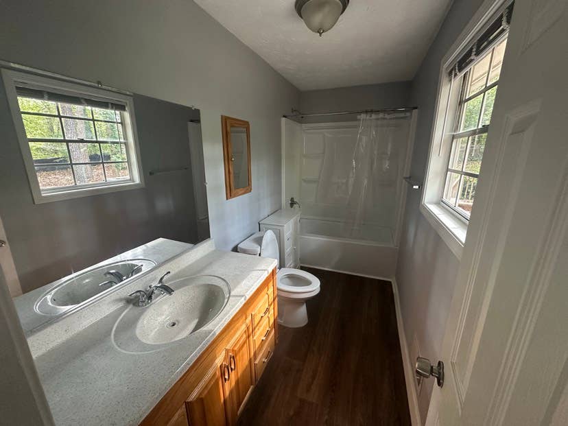 Large Master Suite + Utilities!