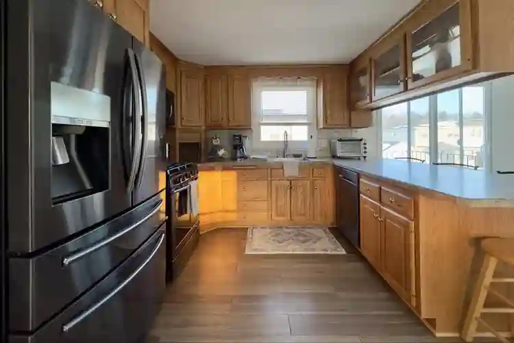Cozy 2-bedroom & 1-office apartment