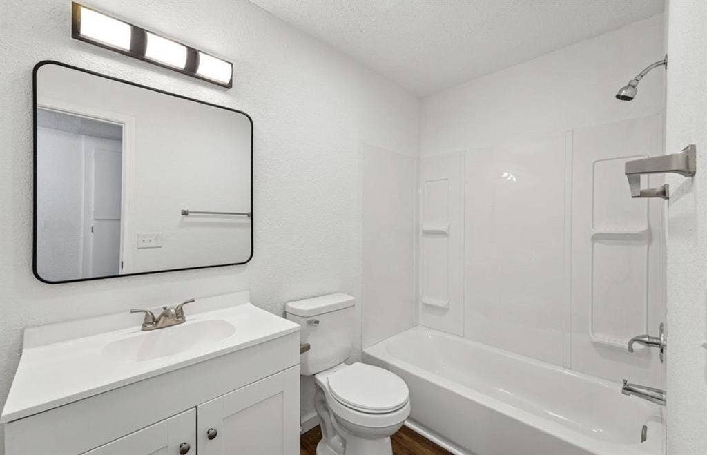 Available for immediate move in