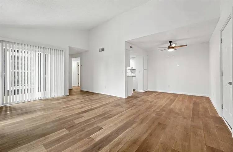 Available for immediate move in