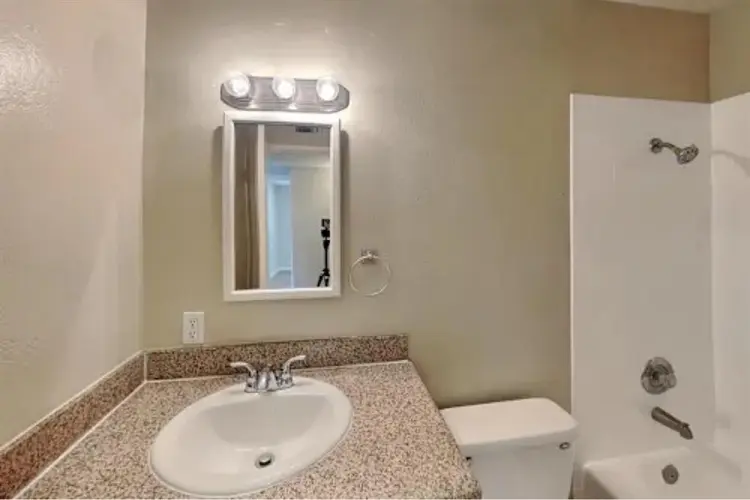 Beautiful 3/2 home ready