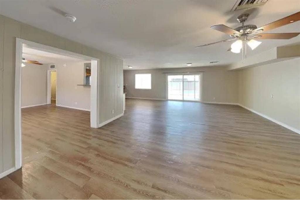 Beautiful 3/2 home ready