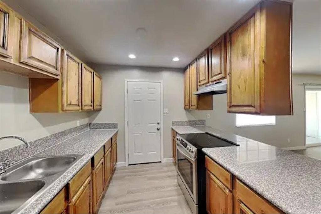Beautiful 3/2 home ready