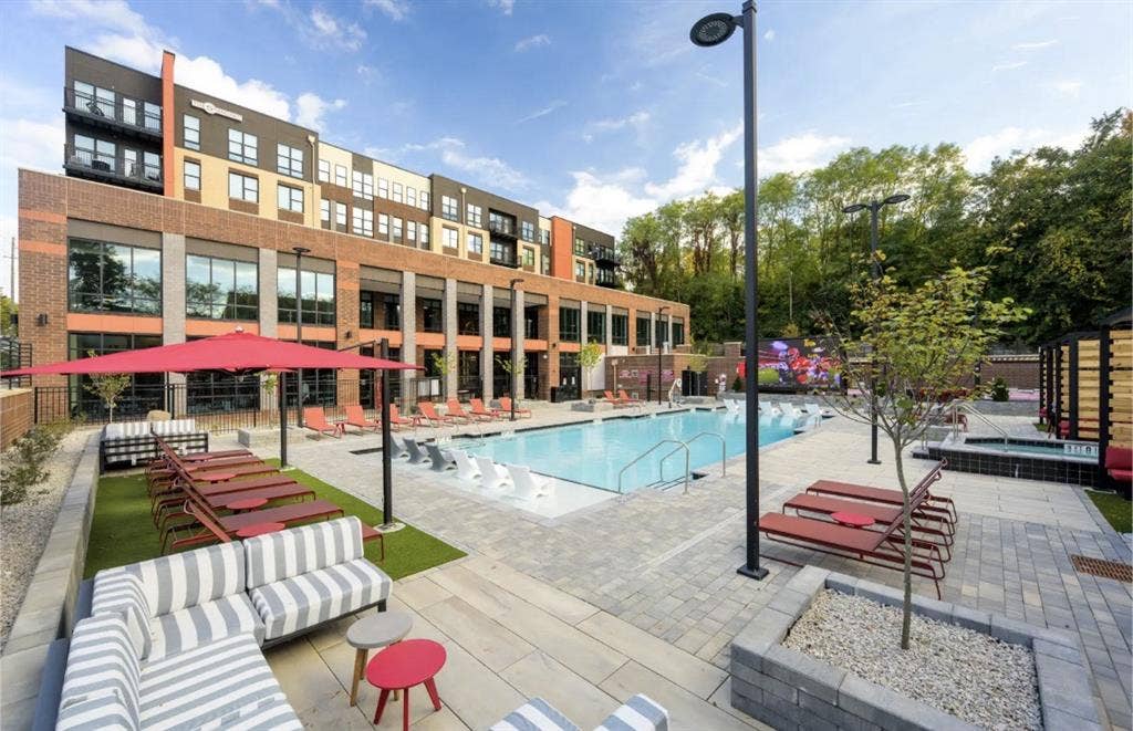 Sublease @ The Standard