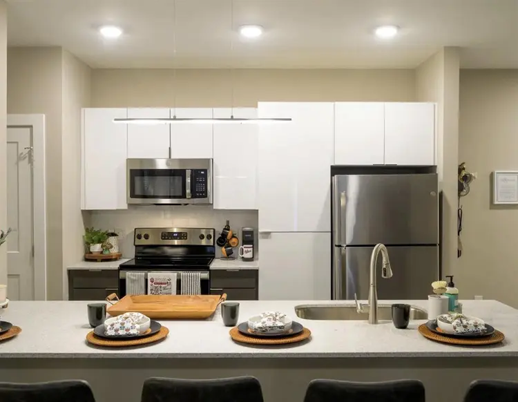 Sublease @ The Standard