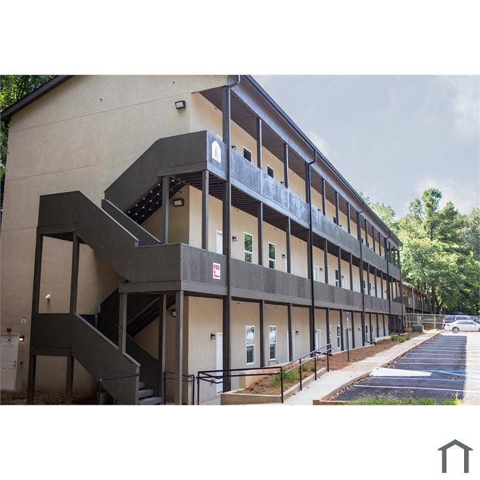 2 BR in Atlanta