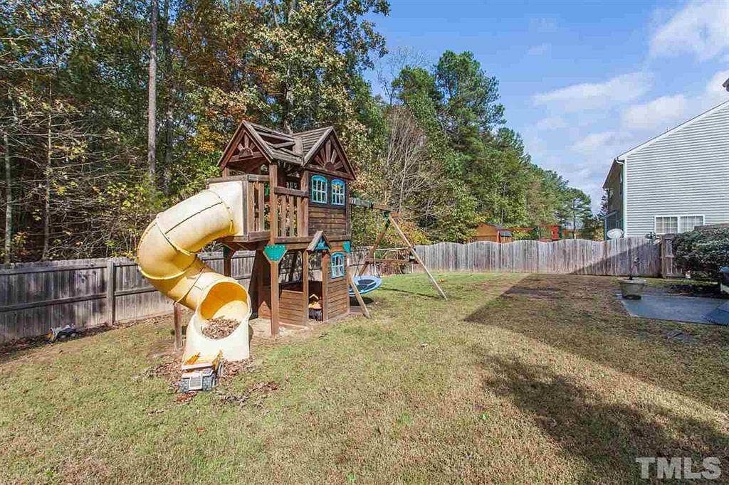 4 BR in Durham