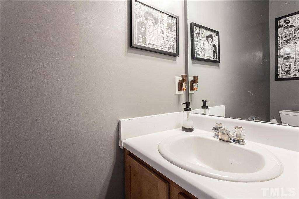 4 BR in Durham