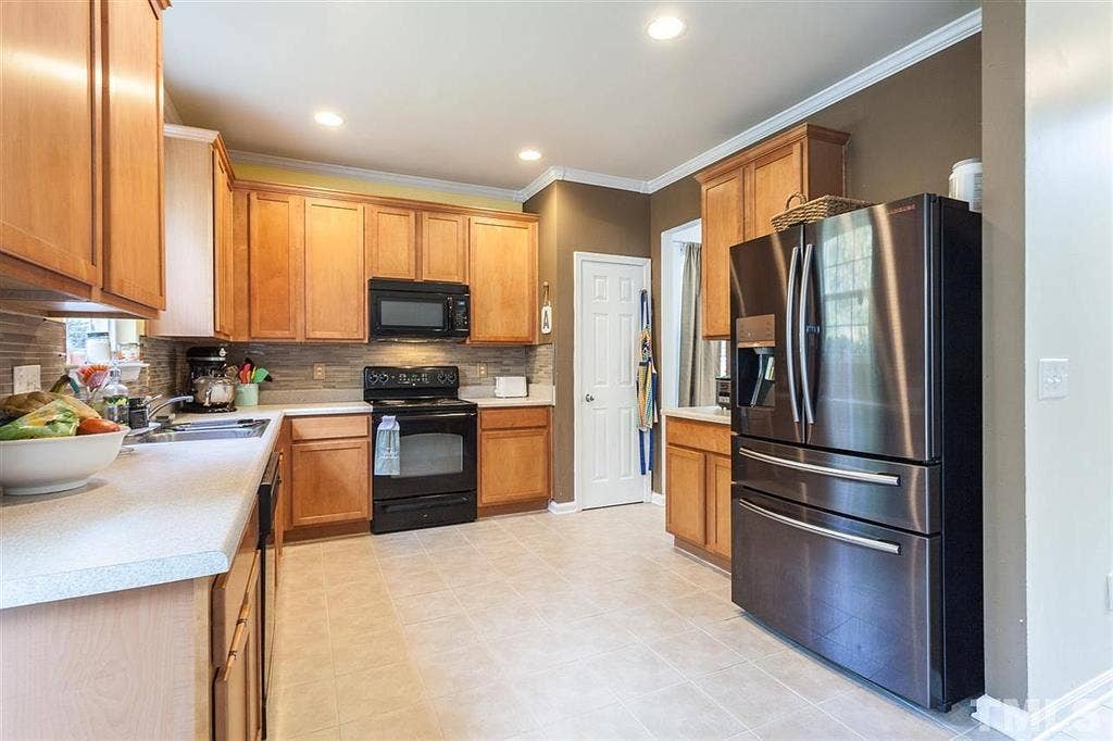 4 BR in Durham