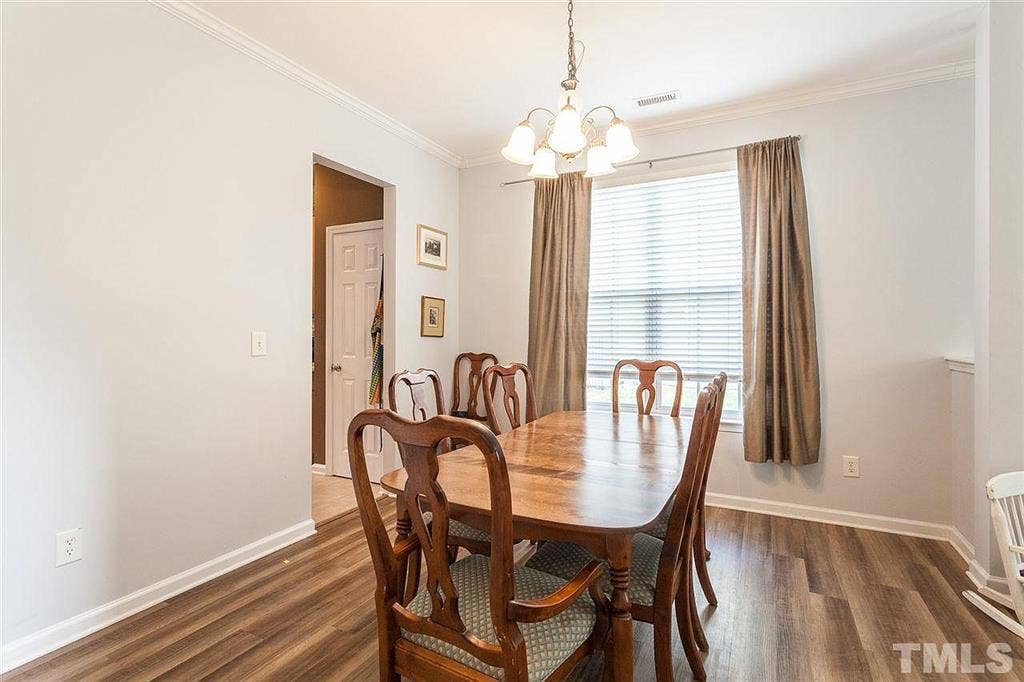 4 BR in Durham