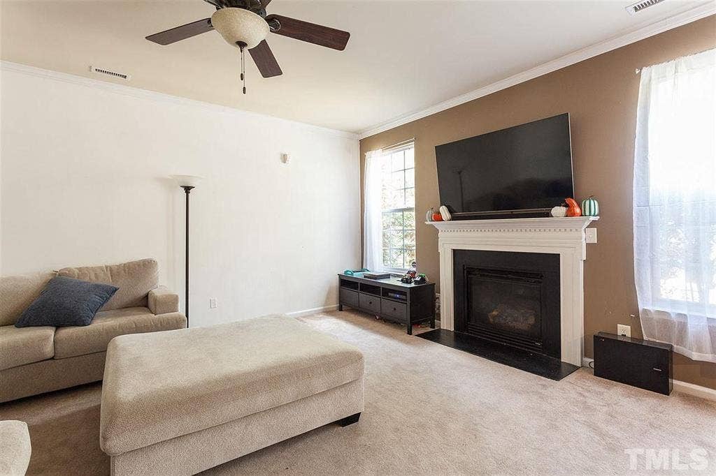 4 BR in Durham