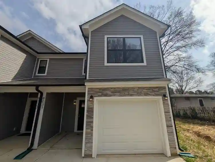 3 BR in Charlotte