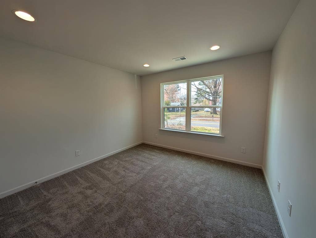 3 BR in Charlotte