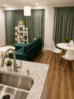 3 BR in Charlotte