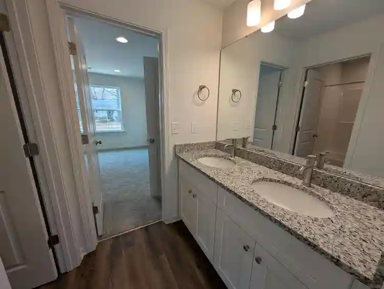 3 BR in Charlotte