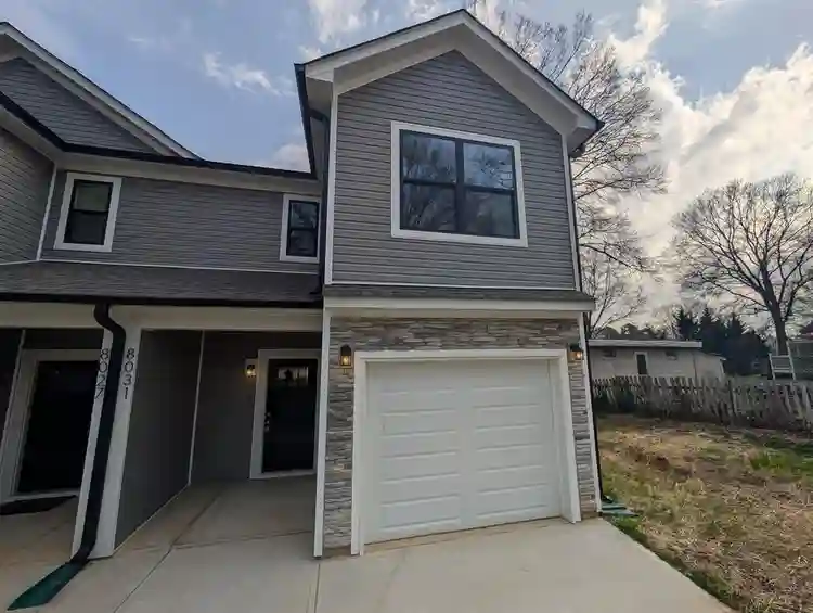 3 BR in Charlotte