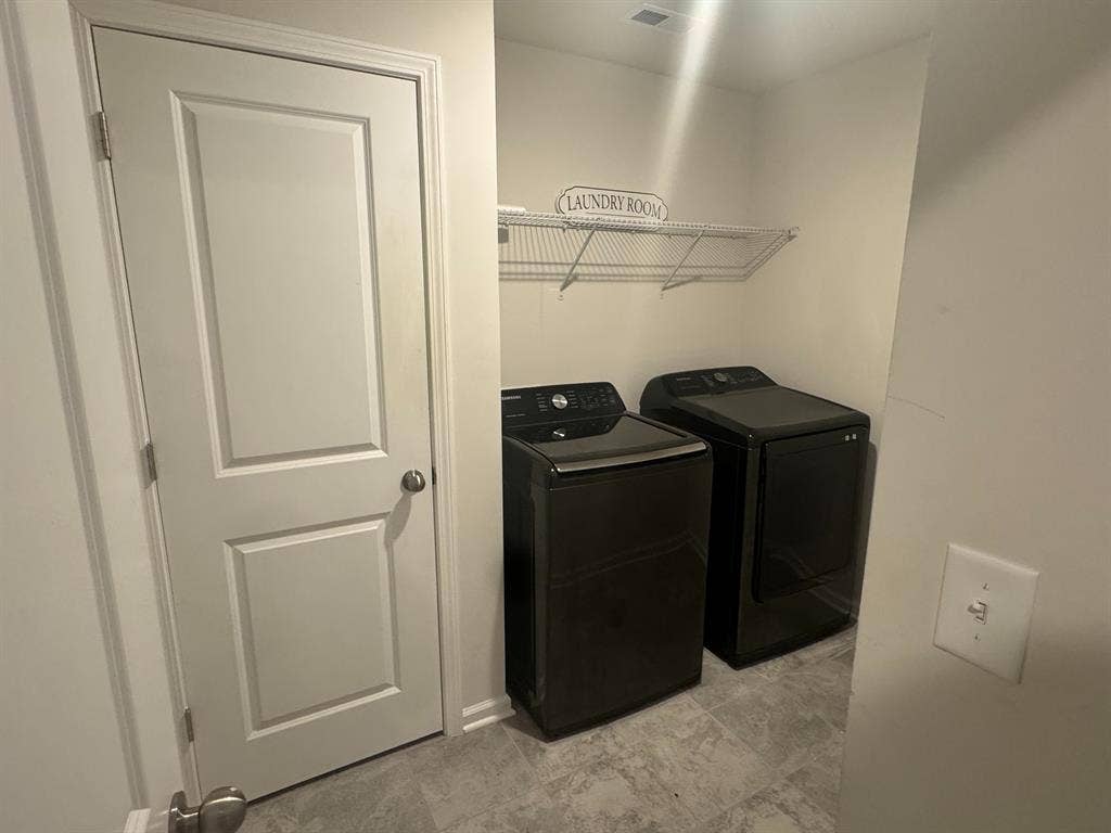 6 BR in Charlotte