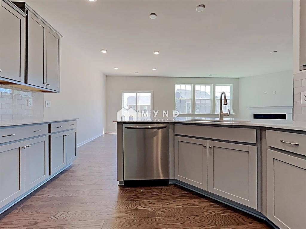 6 BR in Charlotte