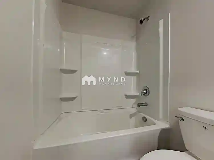 6 BR in Charlotte