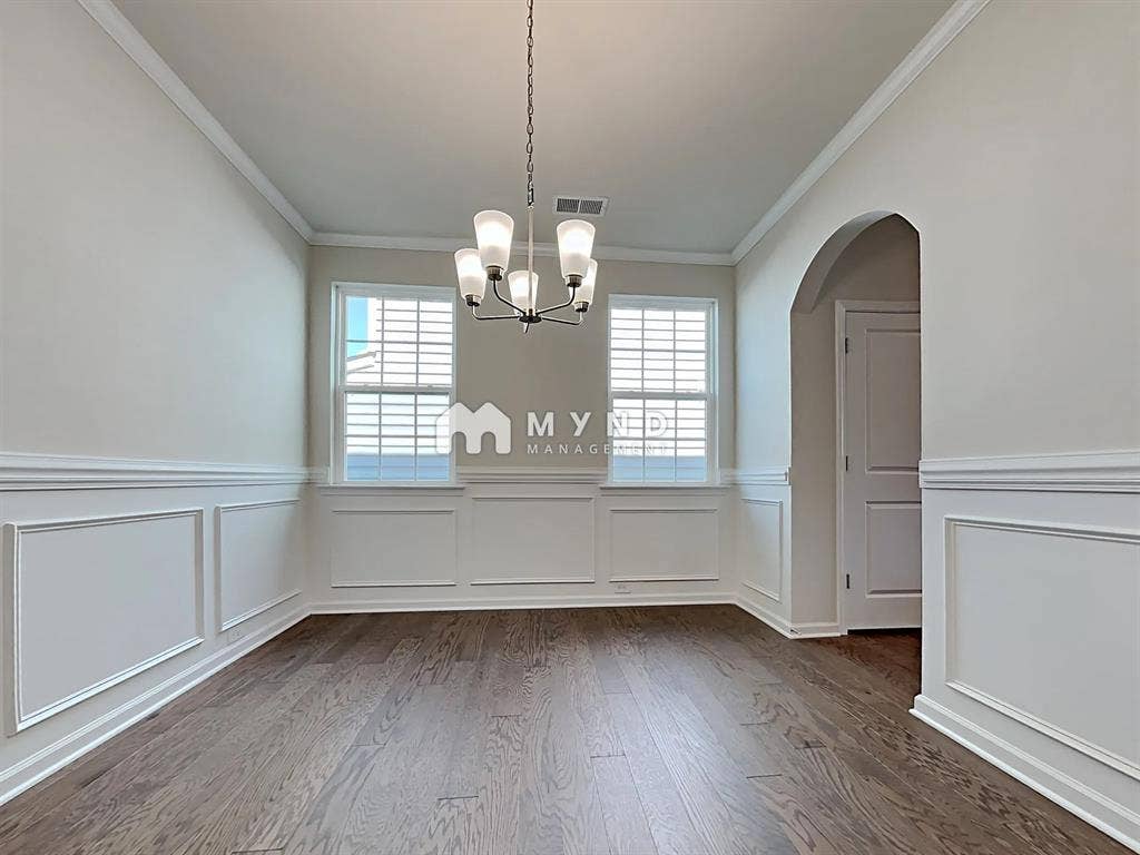 6 BR in Charlotte
