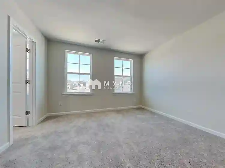 6 BR in Charlotte