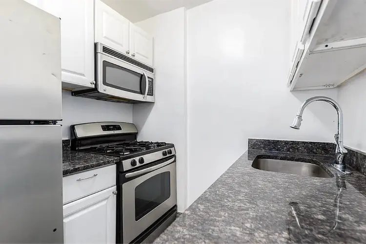 1 BEDROOM 1 BATH APARTMENT FOR RENT