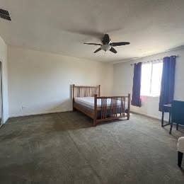 A large master bedroom for rent