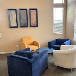 A large master bedroom for rent